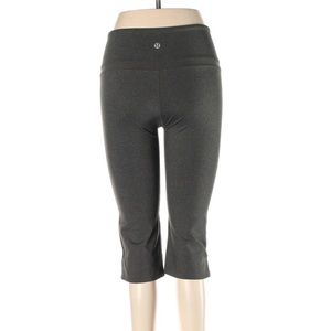 Lululemon Capri Leggings Size 6